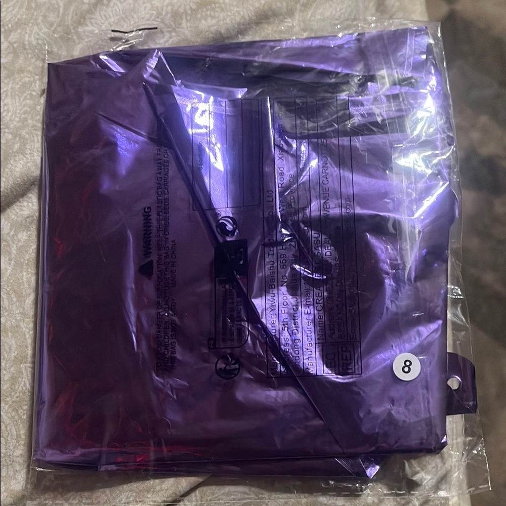 Blow up Helium #8 balloon: metallic purple
